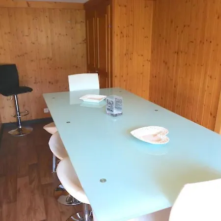 Apartment Romang *